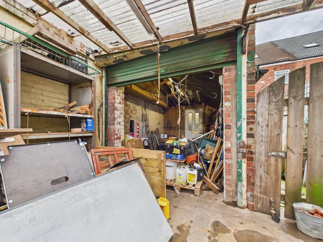 Beverley Road, Hull, East Yorkshire, HU3 1UP - Online Auctions