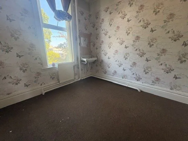 Station Avenue, Bridlington, East Yorkshire, YO16 4LZ - Online Auctions