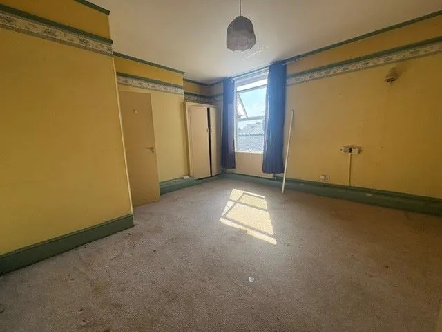 Station Avenue, Bridlington, East Yorkshire, YO16 4LZ - Online Auctions