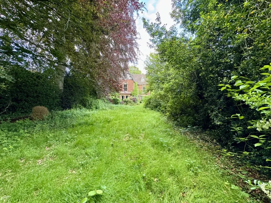 Property for Auction in Hull & East Yorkshire - The Gables, Station Walk, Cottingham, East Yorkshire