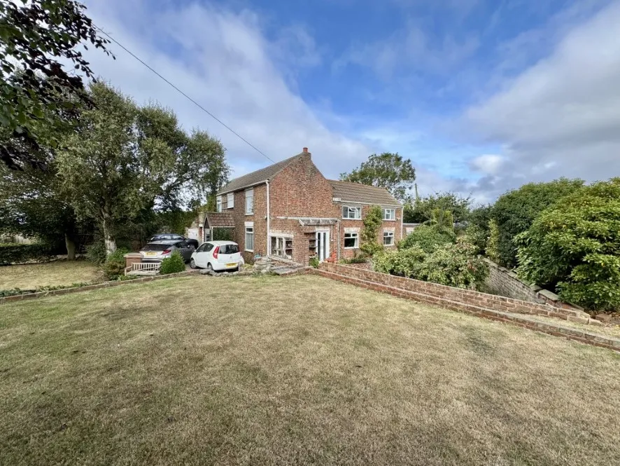 Property for Auction in Hull & East Yorkshire - Black Mill House, Waxholme, Withernsea, East Yorkshire