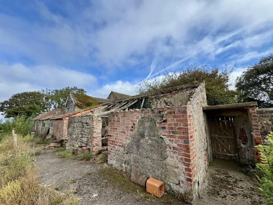 Property for Auction in Hull & East Yorkshire - Black Mill House, Waxholme, Withernsea, East Yorkshire
