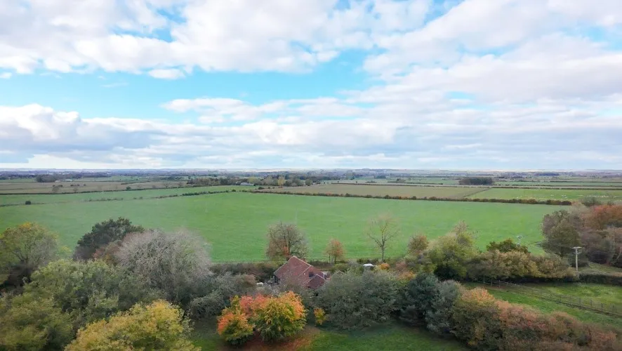 Property for Auction in Hull & East Yorkshire - Mole House, Foston-on-the-Wolds, East Yorkshire