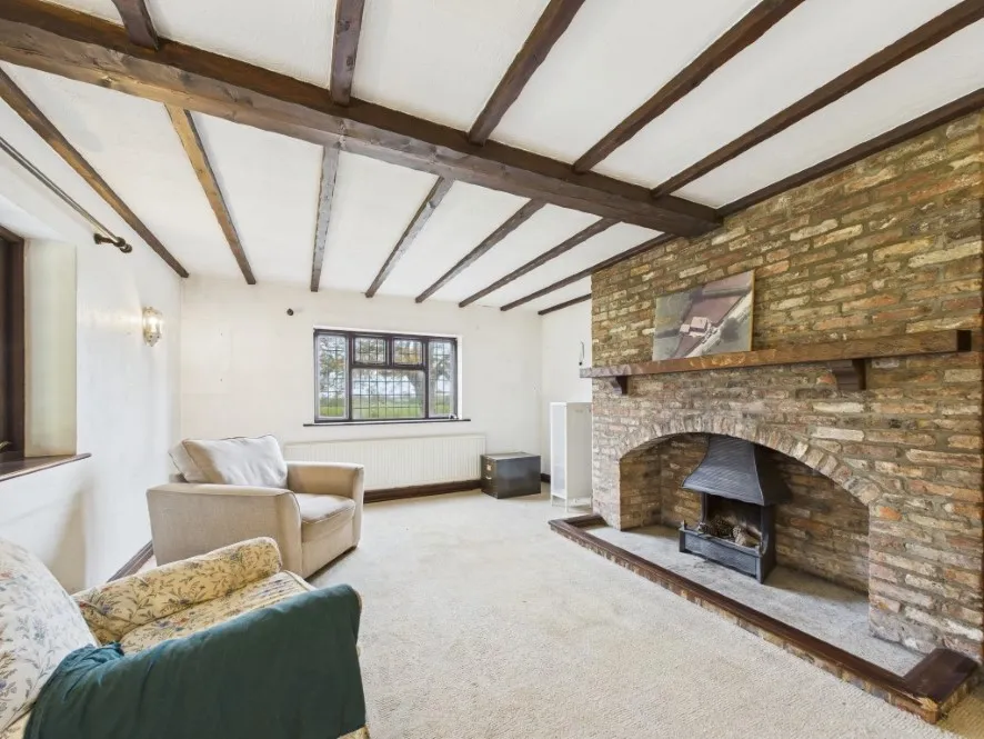 Property for Auction in Hull & East Yorkshire - Mole House, Foston-on-the-Wolds, East Yorkshire