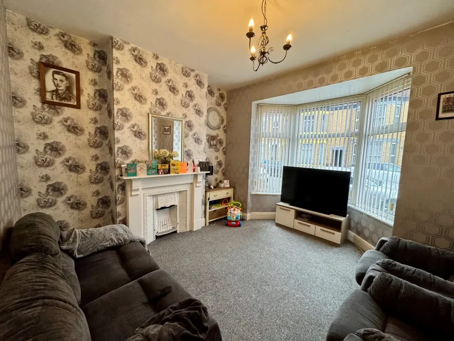 Property for Auction in Hull & East Yorkshire - 10 East Park Avenue, Hull, East Yorkshire