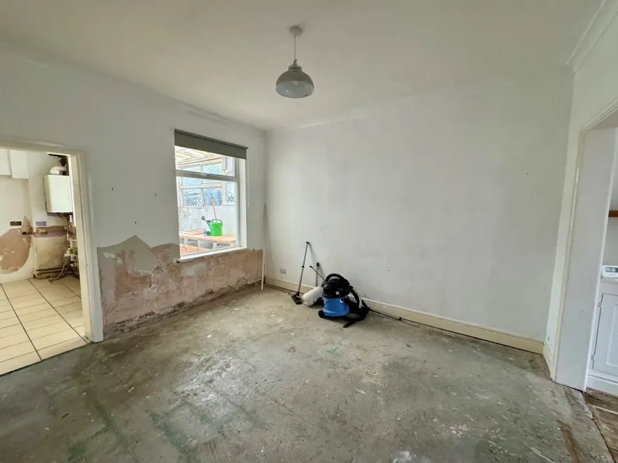 Property for Auction in Hull & East Yorkshire - 207 Holme Church Lane, Beverley, East Yorkshire
