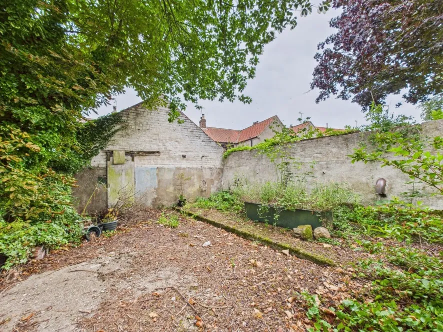 Property for Auction in Hull & East Yorkshire - Holme Field House, Front Street, Burton Fleming, East Yorkshire