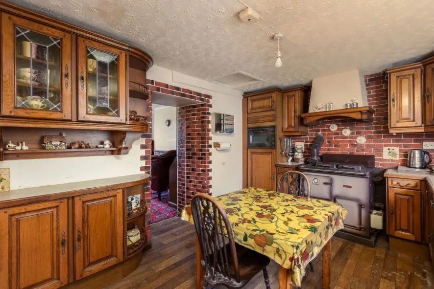 Property for Auction in Hull & East Yorkshire - Holme Field House, Front Street, Burton Fleming, East Yorkshire