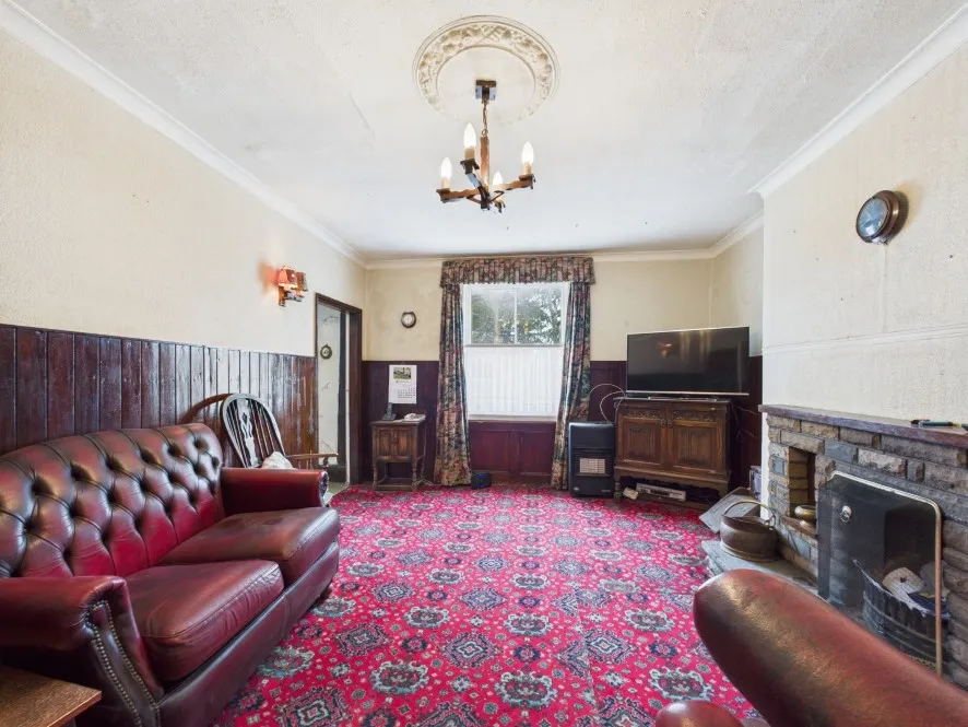 Property for Auction in Hull & East Yorkshire - Holme Field House, Front Street, Burton Fleming, East Yorkshire