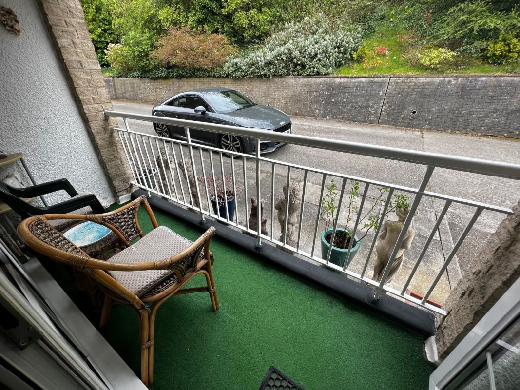 Queen Margarets Road, Scarborough, North Yorkshire, YO11 2SA - Online Auctions