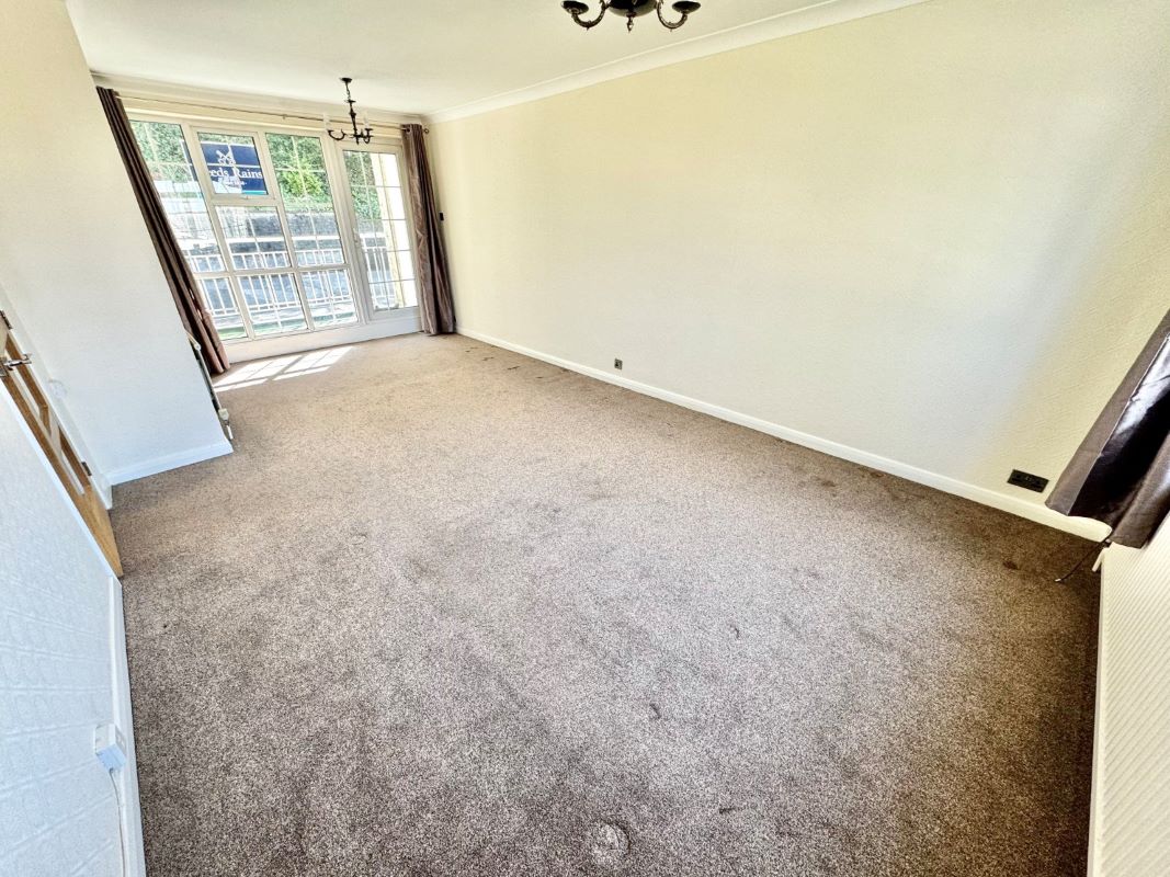 Queen Margarets Road, Scarborough, North Yorkshire, YO11 2SA - Online Auctions