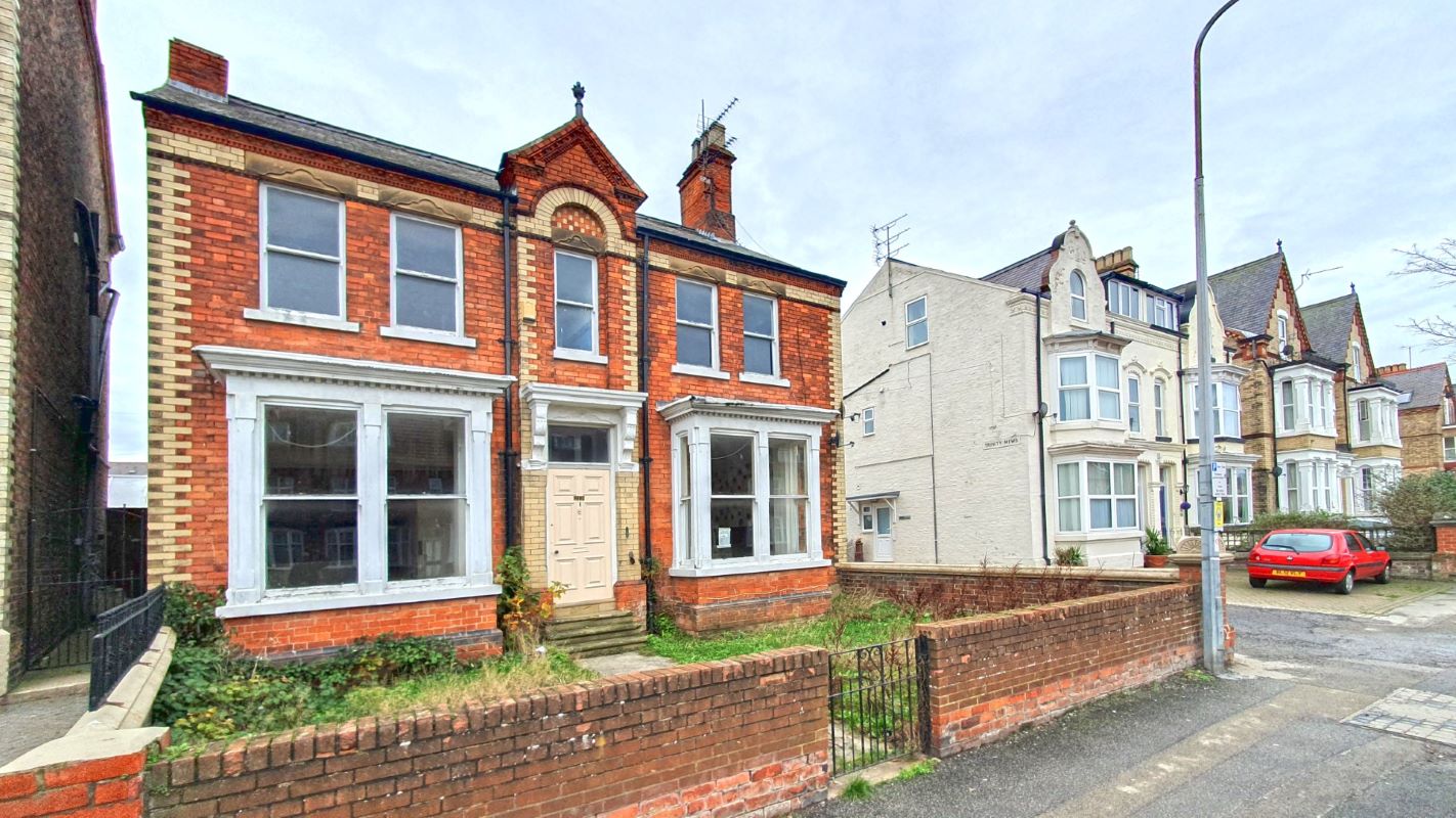 Trinity Road, Bridlington, East Riding of Yorkshire, YO15 2EZ - Online Auctions