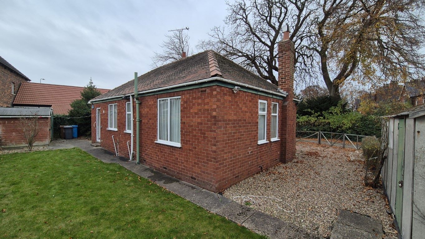 Church Close, Sutton-on-Hull, Hull, East Yorkshire, HU7 4TQ - Online Auctions