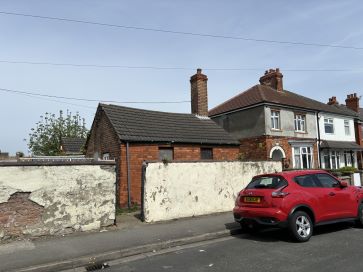Property for Auction in Hull & East Yorkshire - Storage Unit, Rear of 283 Grimsby Road, Cleethorpes, Lincolnshire