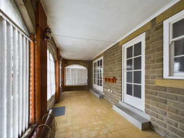 Property for Auction in Hull & East Yorkshire - Brendon Gates, Markman Lane, Nafferton, East Yorkshire