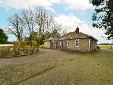Property for Auction in Hull & East Yorkshire - Brendon Gates, Markman Lane, Nafferton, East Yorkshire