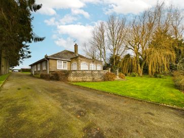 Property for Auction in Hull & East Yorkshire - Brendon Gates, Markman Lane, Nafferton, East Yorkshire
