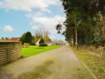 Property for Auction in Hull & East Yorkshire - Brendon Gates, Markman Lane, Nafferton, East Yorkshire