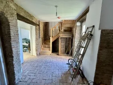 Property for Auction in Hull & East Yorkshire - Haltemprice Priory Farmhouse, Abbey Lane, Hull, Hull HU10 6FX