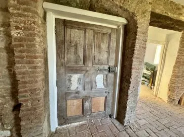 Property for Auction in Hull & East Yorkshire - Haltemprice Priory Farmhouse, Abbey Lane, Hull, Hull HU10 6FX