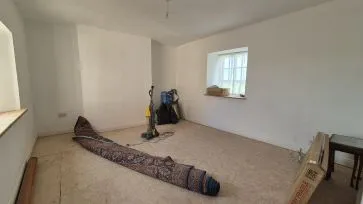 Property for Auction in Hull & East Yorkshire - Haltemprice Priory Farmhouse, Abbey Lane, Hull, Hull HU10 6FX