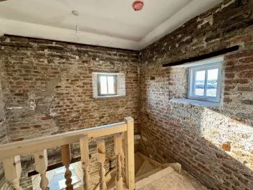 Property for Auction in Hull & East Yorkshire - Haltemprice Priory Farmhouse, Abbey Lane, Hull, Hull HU10 6FX