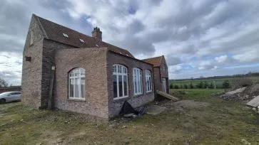 Property for Auction in Hull & East Yorkshire - Haltemprice Priory Farmhouse, Abbey Lane, Hull, Hull HU10 6FX