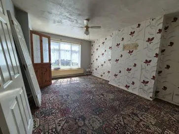 Property for Auction in Hull & East Yorkshire - 22 Valentine Close, Hull, East Riding of Yorkshire HU4 7DN