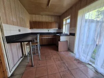 Property for Auction in Hull & East Yorkshire - 22 Valentine Close, Hull, East Riding of Yorkshire HU4 7DN
