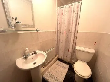 Property for Auction in Hull & East Yorkshire - Flat 3, 10-11 Albemarle Crescent, Scarborough, North Yorkshire YO11 1XS