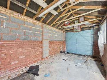 Property for Auction in Hull & East Yorkshire - 2 Manor Close, Driffield, East Riding of Yorkshire YO25 5LT