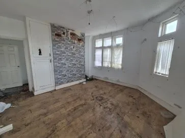 Property for Auction in Hull & East Yorkshire - The East Riding Hotel, 37 Cannon Street, Hull, East Riding of Yorkshire HU2 0AB