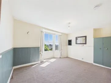 Property for Auction in Hull & East Yorkshire - 7 Blands Cliff, Scarborough, North Yorkshire YO11 1NR