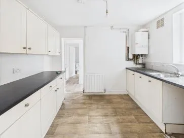 Property for Auction in Hull & East Yorkshire - 104 Goddard Avenue, Hull, Hull HU5 2BA