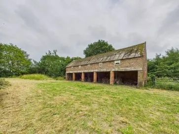 Property for Auction in Hull & East Yorkshire - Elm Tree Farm, Carr Road, Burton Pidsea, East Riding of Yorkshire HU12 9DH