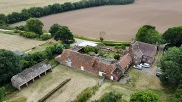 Property for Auction in Hull & East Yorkshire - Elm Tree Farm, Carr Road, Burton Pidsea, East Riding of Yorkshire HU12 9DH