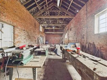 Property for Auction in Hull & East Yorkshire - Elm Tree Farm, Carr Road, Burton Pidsea, East Riding of Yorkshire HU12 9DH