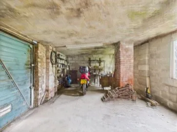 Property for Auction in Hull & East Yorkshire - Elm Tree Farm, Carr Road, Burton Pidsea, East Riding of Yorkshire HU12 9DH