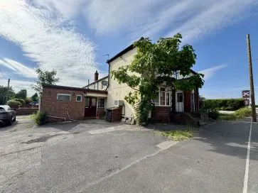 Property for Auction in Hull & East Yorkshire - The Cross Keys, Moor End, Holme-on-spalding-Moor, East Riding of Yorkshire YO43 4DR