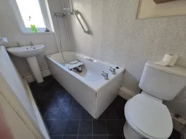 Property for Auction in Hull & East Yorkshire - 50 North Street, Bridlington, East Riding of Yorkshire YO15 2DY