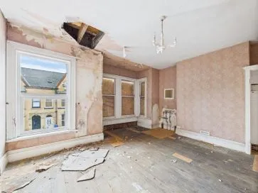 Property for Auction in Hull & East Yorkshire - 2b St. Georges Avenue, Bridlington, East Riding of Yorkshire YO15 2ED