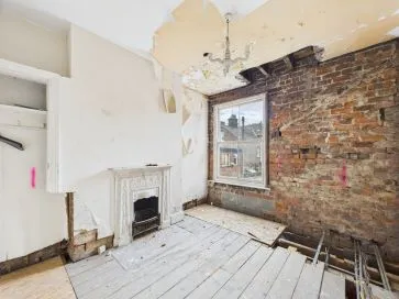 Property for Auction in Hull & East Yorkshire - 2b St. Georges Avenue, Bridlington, East Riding of Yorkshire YO15 2ED