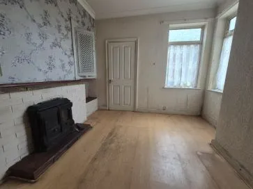 Property for Auction in Hull & East Yorkshire - 38 Queen Street, Withernsea, East Riding of Yorkshire HU19 2AQ