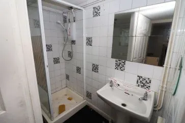 Property for Auction in Hull & East Yorkshire - 5 South Street, Scarborough, North Yorkshire YO11 2BP