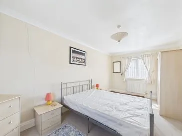 Property for Auction in Hull & East Yorkshire - 27a Tower Street, Flamborough, Bridlington, East Riding of Yorkshire YO15 1PD