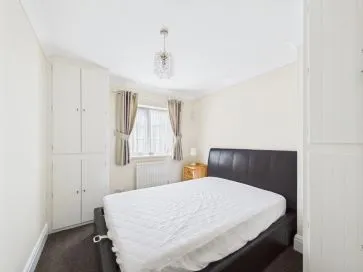 Property for Auction in Hull & East Yorkshire - 27a Tower Street, Flamborough, Bridlington, East Riding of Yorkshire YO15 1PD