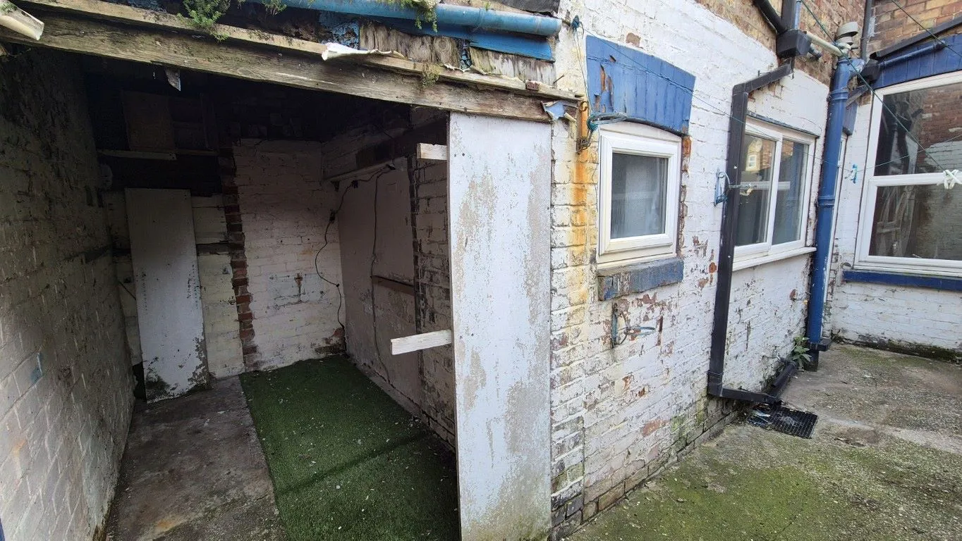 Clarence Road, Bridlington, East Yorkshire, YO15 2QX - Online Auctions