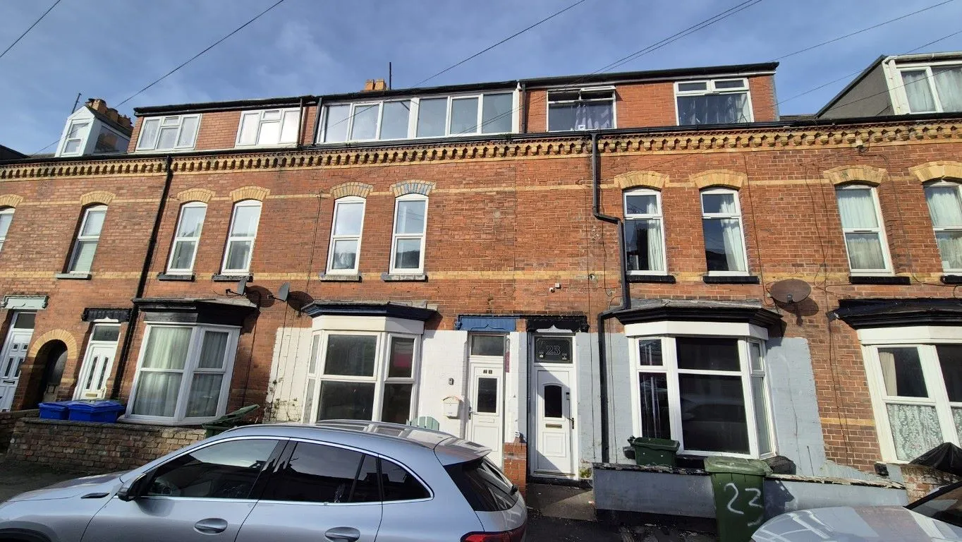 Clarence Road, Bridlington, East Yorkshire, YO15 2QX - Online Auctions