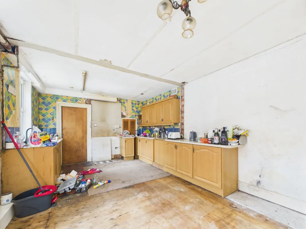Station Avenue, Bridlington, East Yorkshire, YO16 4LZ - Online Auctions