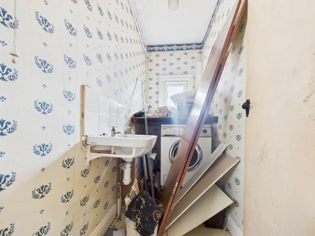 Station Avenue, Bridlington, East Yorkshire, YO16 4LZ - Online Auctions